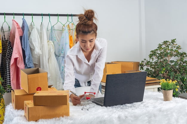 business-woman-is-working-online-traing-reply-customer-home-office-packaging